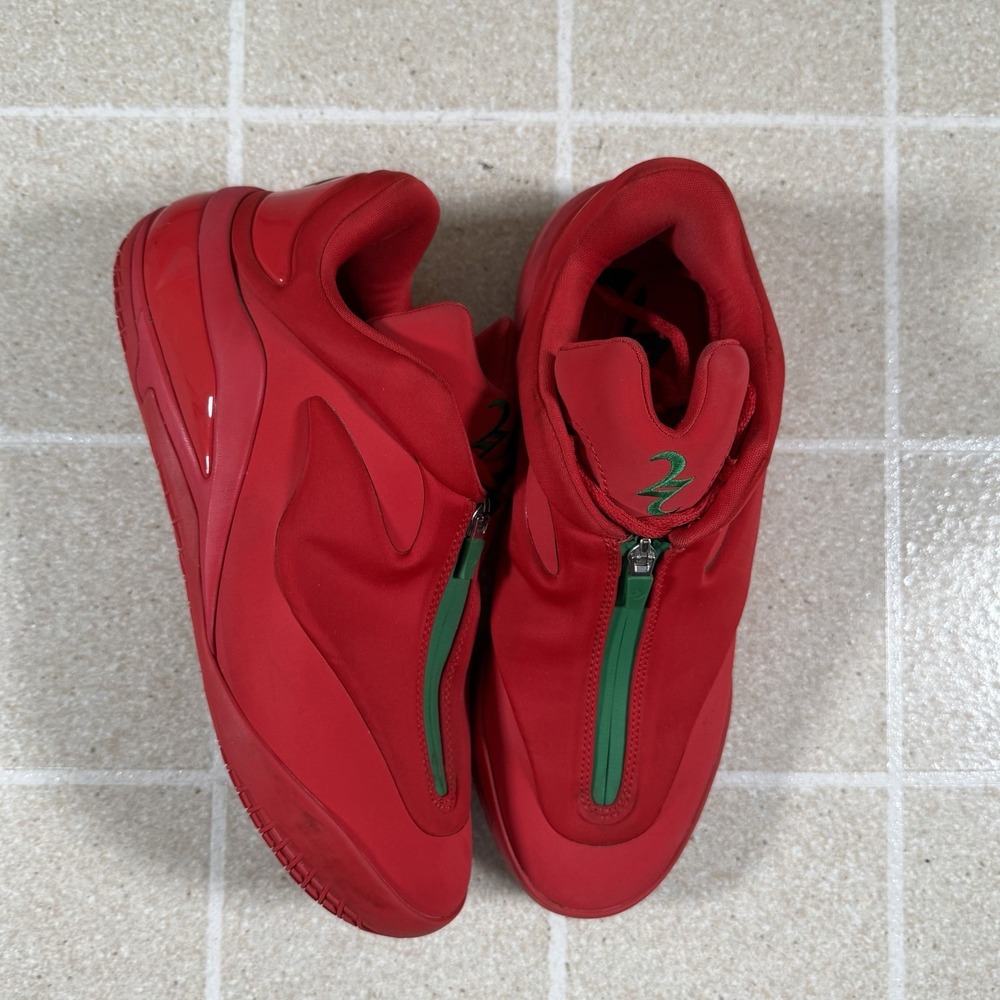 Converse Shai 001 Winter Red/Green Low Top Lace-Up Zip Sneakers A18775C Sz 10.5